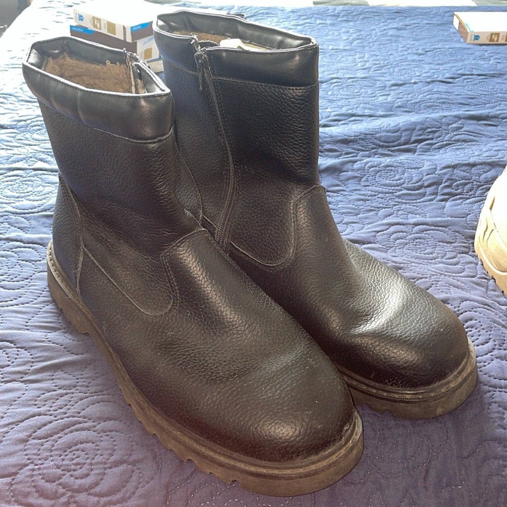 DENVER HAYES Men's Black Leather Upper Faux Fur Lining Boots Size 13